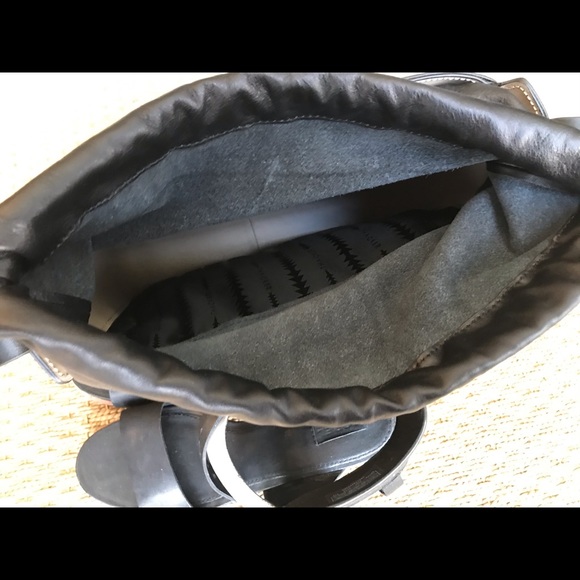 Thacker Kenlee Woven Leather Bucket Bag Crossbody Never Used - Picture 4 of 7